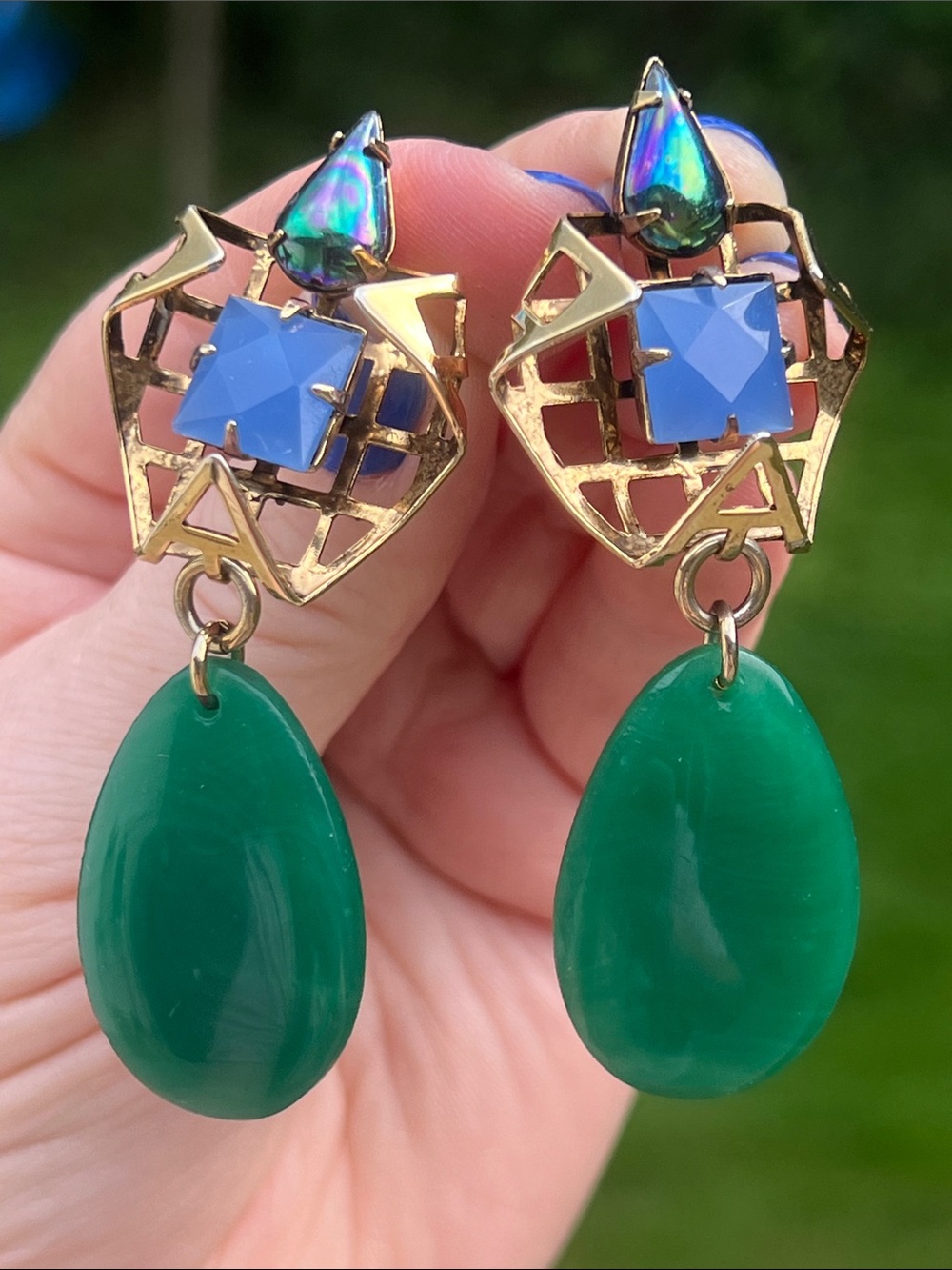 Nicole Romano Designer Jaunt 18k Gold Plated Jade Glass Drop Statement Earrings